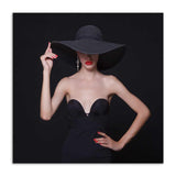 Tableau Femme Chapeau Noir